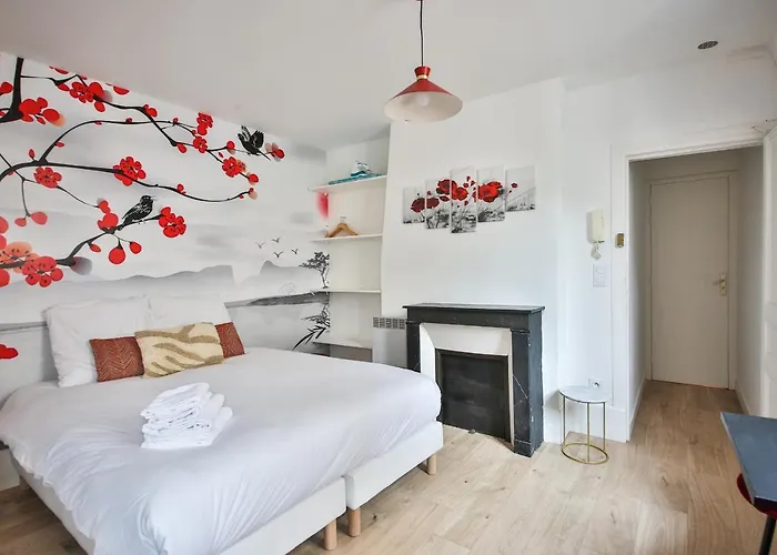 42#studio 2pers#sevres-lecourbe#necker Daire Paris