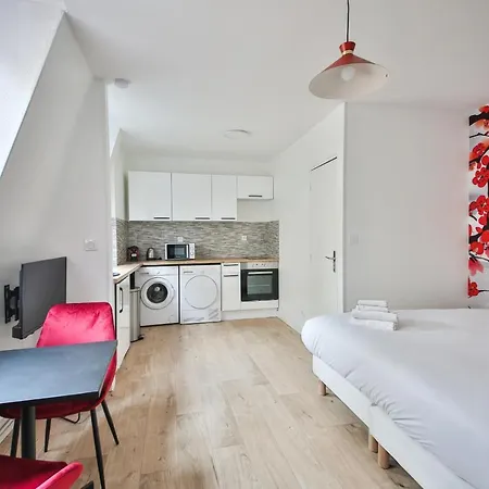 42#studio 2pers#sevres-lecourbe#necker Apartment Paris